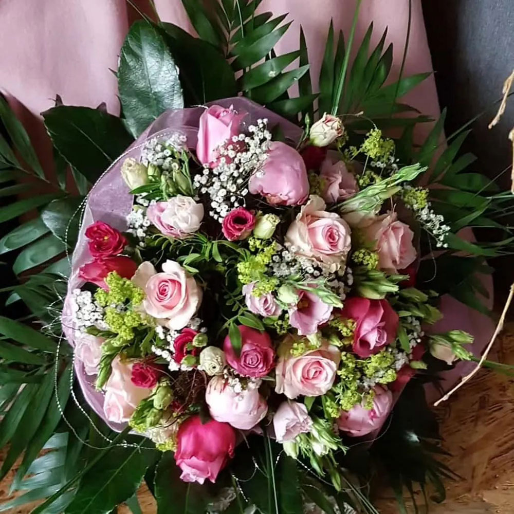 Großer Blumenstrauß